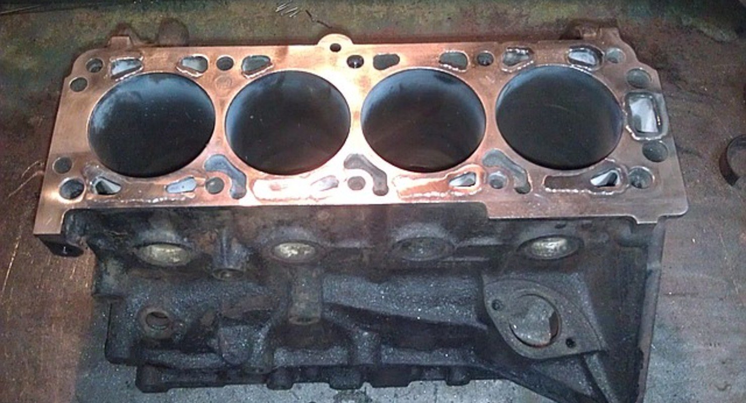 Достоинства и недостатки алюминиевых и чугунных двигателей