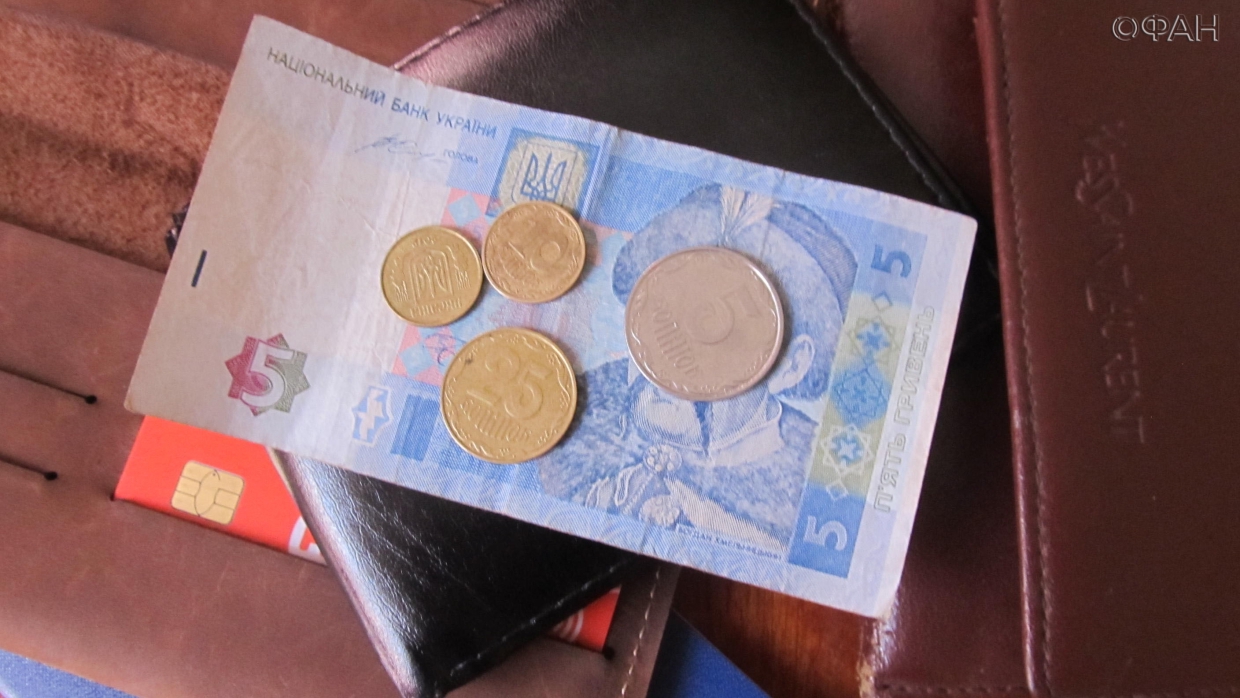 Киев планирует лишить жилищных субсидий сотни тысяч украинских семей Киев планирует лишить жилищных субсидий сотни тысяч украинских семей Украина