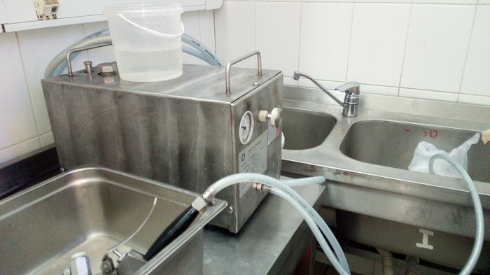 В Гипермаркетах торговой сети Магнит начали травить людей