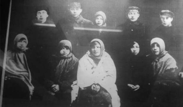 «Попрыгунчики». Самая необычная и «мистическая» банда СССР г,Москва [1405113],город Смоленск г,о,[95248978],г,Санкт-Петербург [1414662],г,Смоленск [1232056],история,Смоленская обл,[1231885]