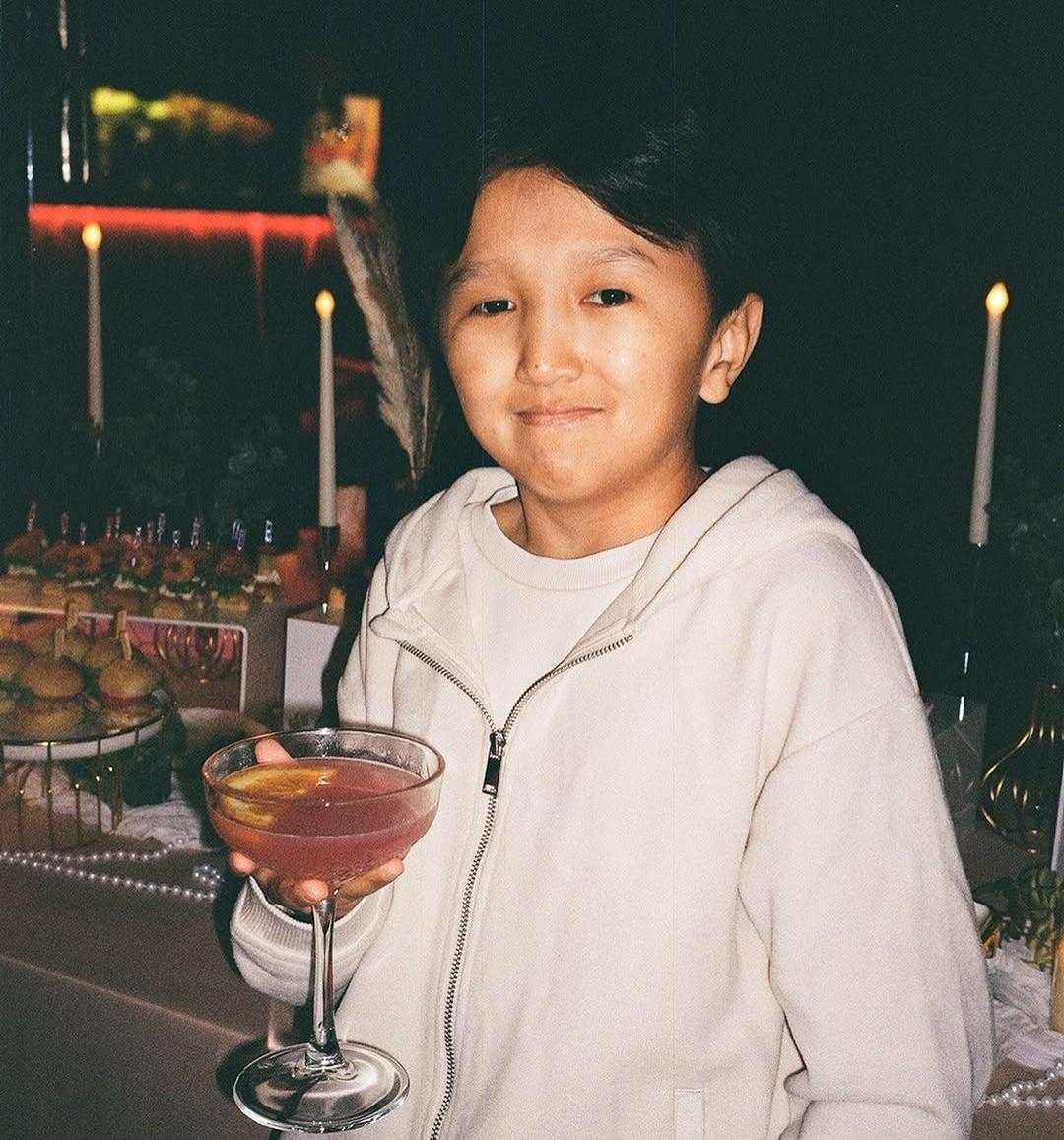 У 28-летнего стендап-комика Элдоса Алмазова нашли рак Элдос, лечение, лечения, стоит, комик, очень, Сейчас, Алмазов, «Открытый, както, когда, телеграмканале, микрофон», заводить, химиотерапии, боится, заболевания, известно, может, затем