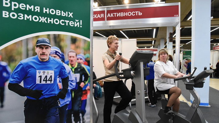 Без нытья и раскачиваний: Правительство Мишустина взяло пенсии в оборот