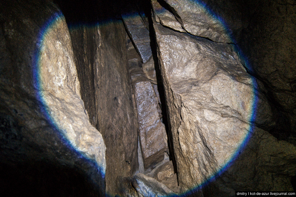 Железноводск пещера. Грот вечной мерзлоты в Железноводске. Пещера летней мерзлоты Железноводск. Гора Развалка Железноводск пещера вечной мерзлоты. Грот мерзлота в Железноводске.