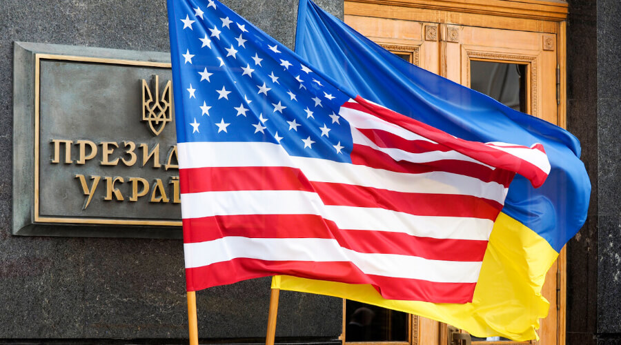 Мифы о «большой сделке». Украина останется в орбите влияния США