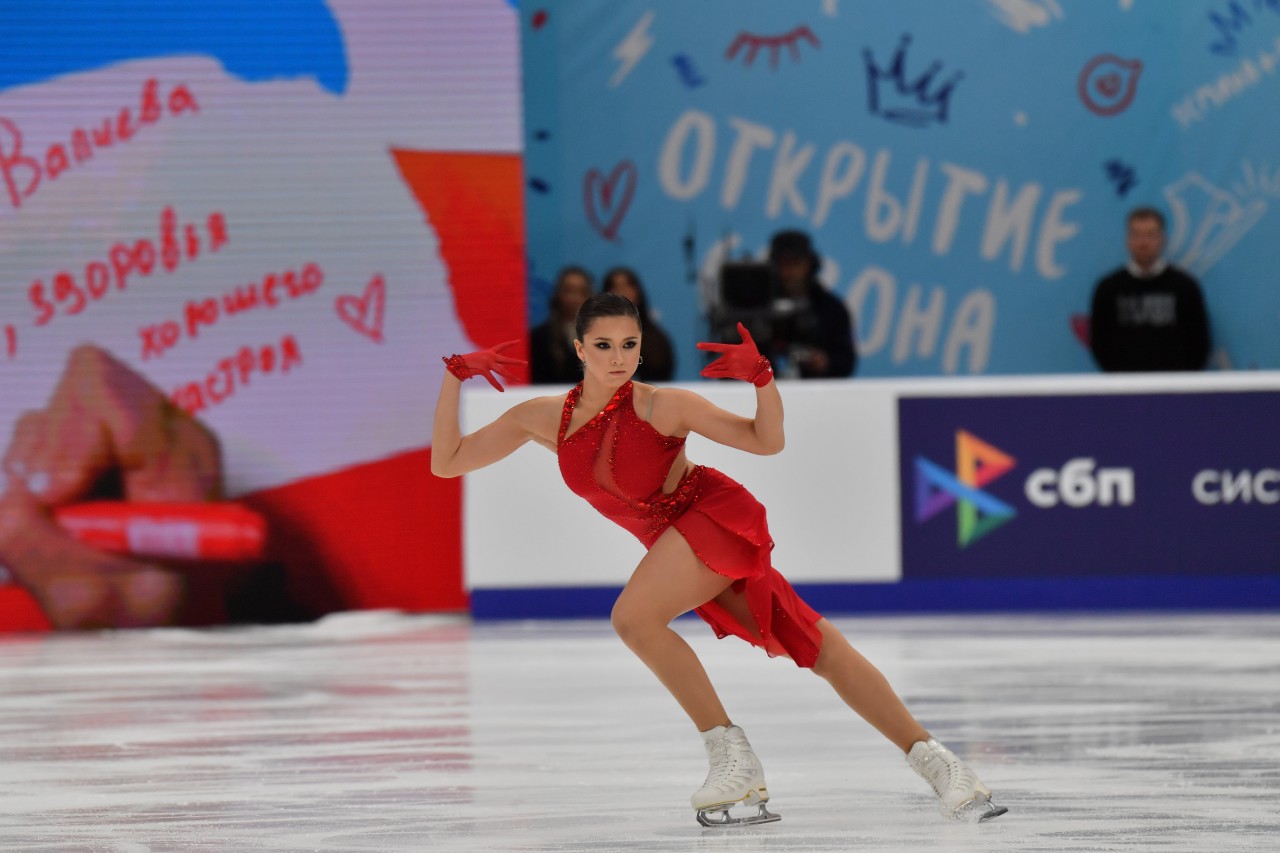 Олимпийская чемпионка Камила Валиева начала взрослую жизнь после школы