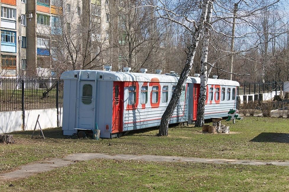 Бывшие средства передвижения, переделанные в дома городе, можно, долларов, списанные, всего, просто, переделки, этого, людей, теперь, иногда, квартиру, достопримечательностью, Отороханде, отельГостиница, здесь, старого, находится, грузового, самолета