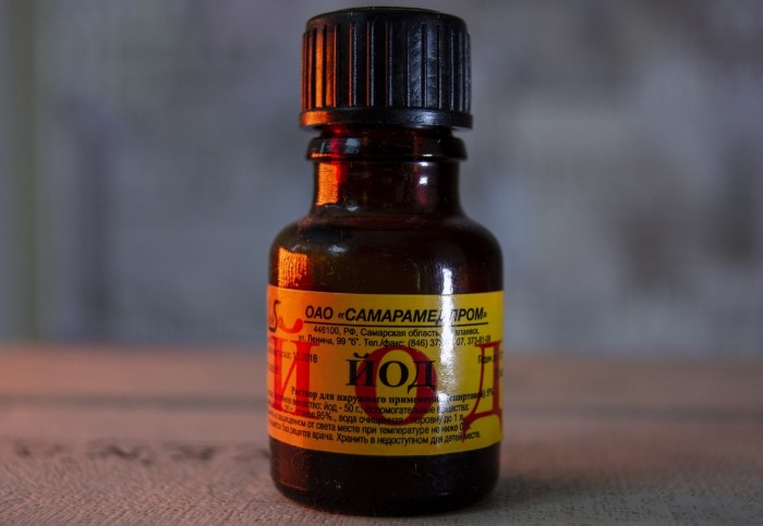 Йод поможет выявить наличие крахмала в продукте / Фото: s00.yaplakal.com