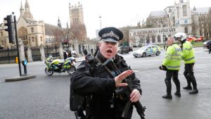 Шестеро задержанных в Лондоне подозреваются в терроризме