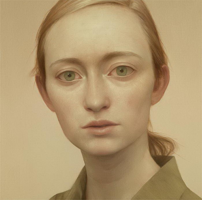 Для своих работ художник выбирает нестандартных красавиц 