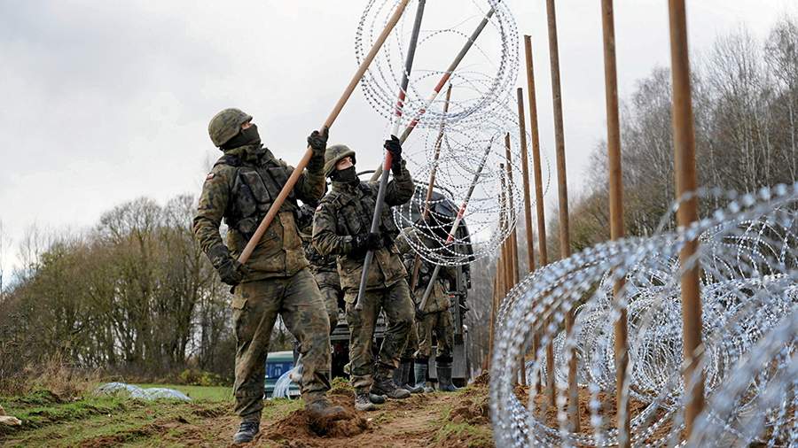 Аналитик заявил о проблемах Польши для выполнения плана по укреплению границ с РФ