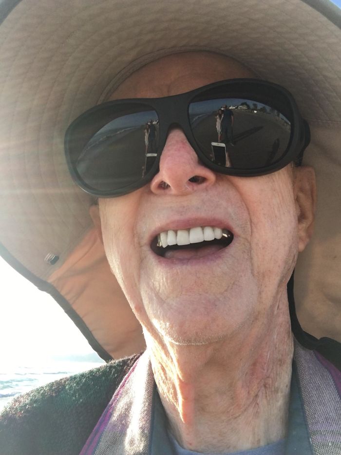 Sweet Old Man At The Beach: 