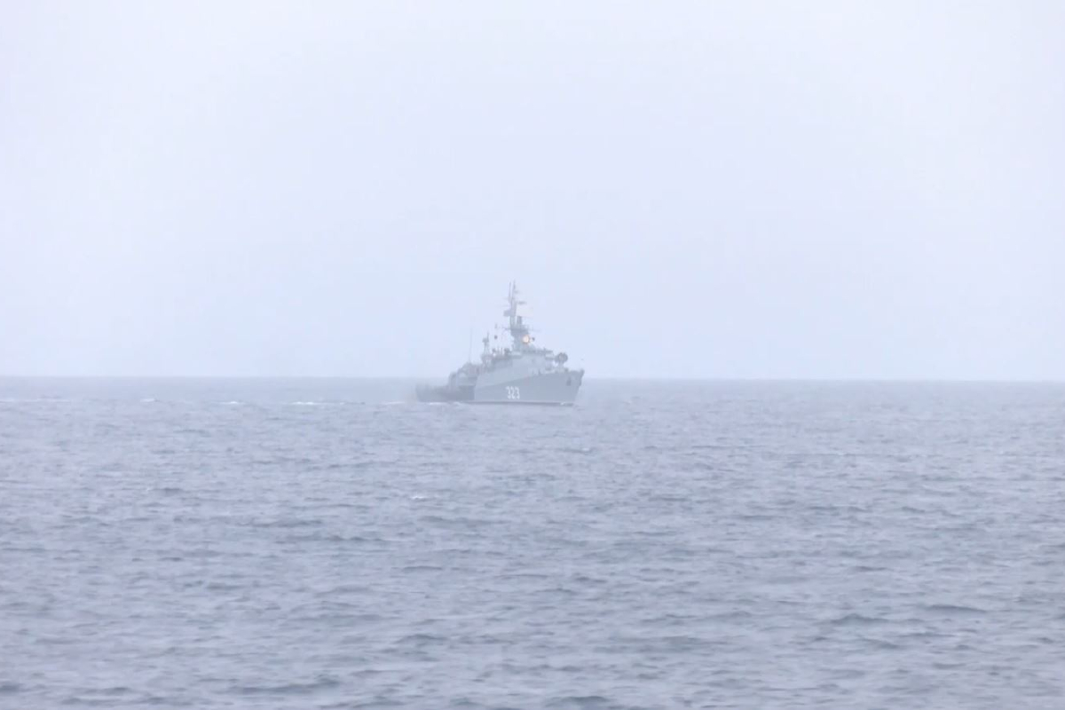 Малые противолодочные корабли Тихоокеанского флота в рамках учения по применению сил флотов в своих операционных зонах выполнили практические артиллерийские стрельбы по морским мишеням