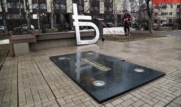 Рубль: ближе к 100 или к 80 за евро?