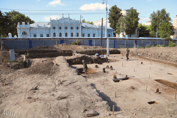 В центре Перми найден уникальный клад. В центре Перми найден уникальный клад.