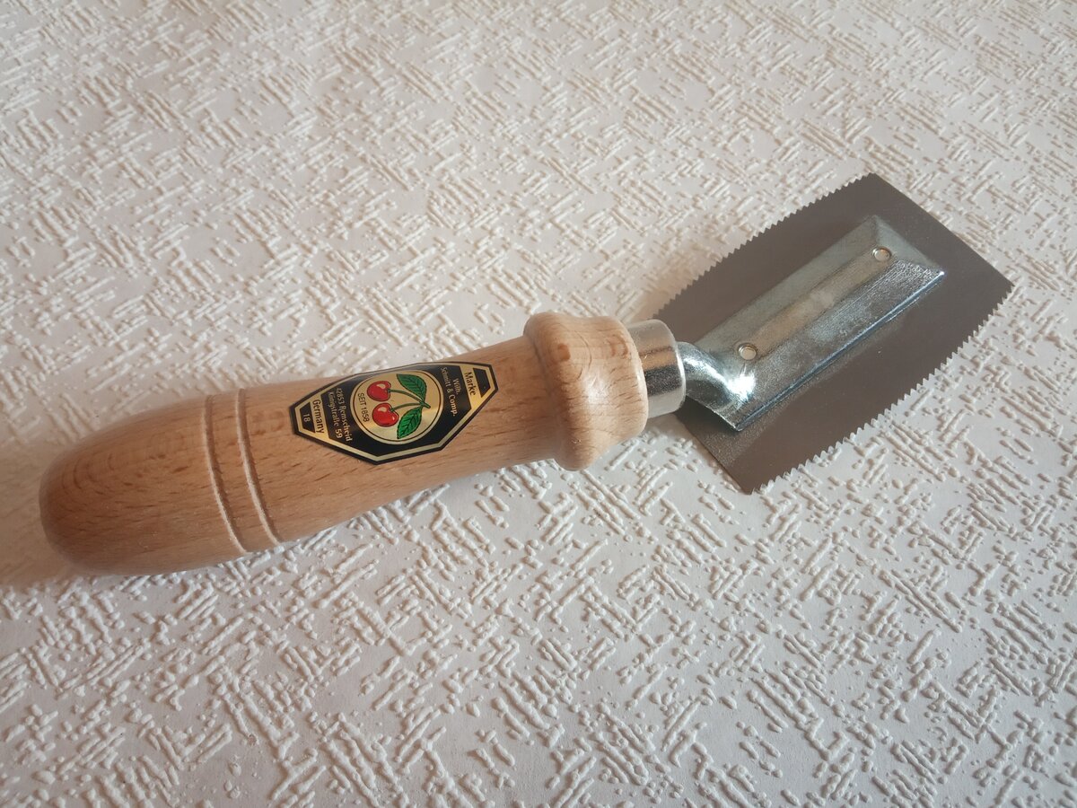 То ли странная пила, то ли странный нож. "Мутант" для столярных работ