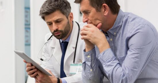 «Рыбка» внутри мешала пенсионеру дышать полной грудью