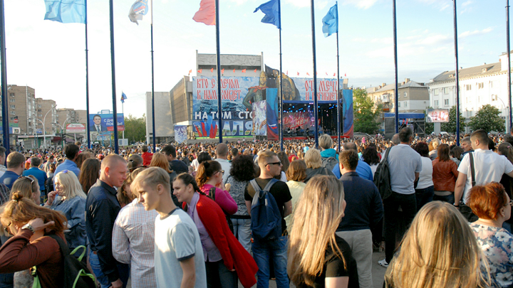 Донбасс в режиме ожидания: Люди готовятся стать полноправными гражданами России Донбасс в режиме ожидания: Люди готовятся стать полноправными гражданами России украина