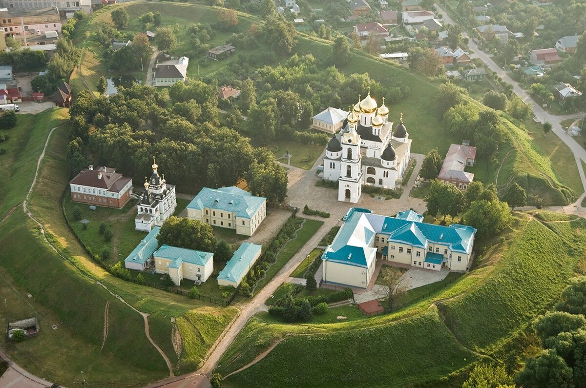 Вал древнего Дмитрова 