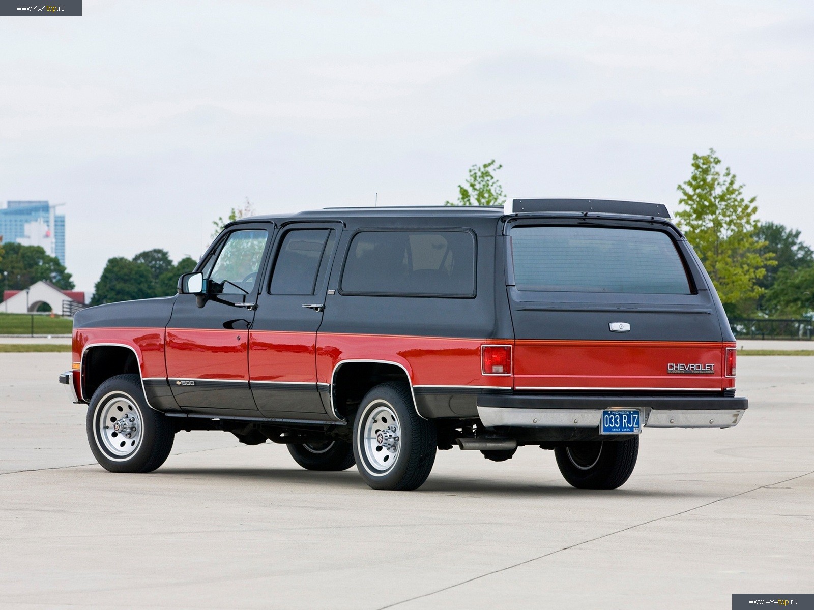 История легенды. Chevrolet Suburban История легенды. Chevrolet Suburban автомобили,история,машины