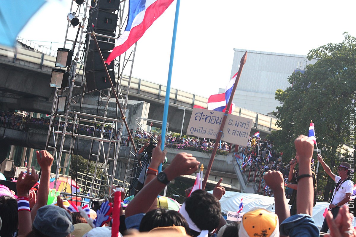 Картинки по запросу Революции, забастовки в Таиланде и Азии