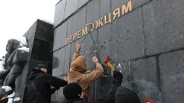 В Киеве рассказали, как отмена Дня Победы повлияет на распад Украины В Киеве рассказали, как отмена Дня Победы повлияет на распад Украины новости,события