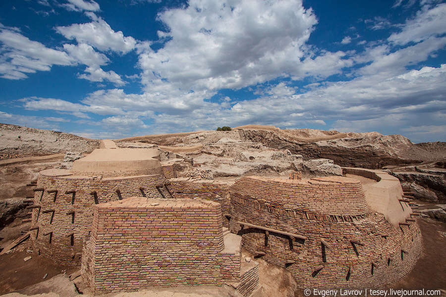 ХАЗАРЫ. ХАЗАРЫ. история,интересное,былые времена