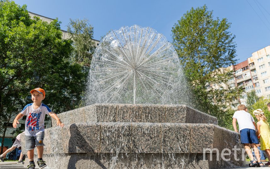 В Петербурге сезон городских фонтанов близится к завершению