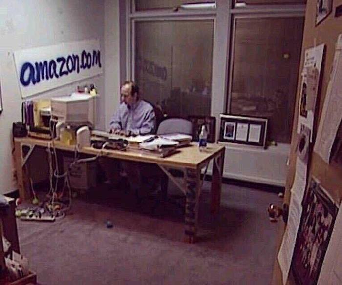 Осень 1999 года amazon, Blue Origin, Джефф Безос