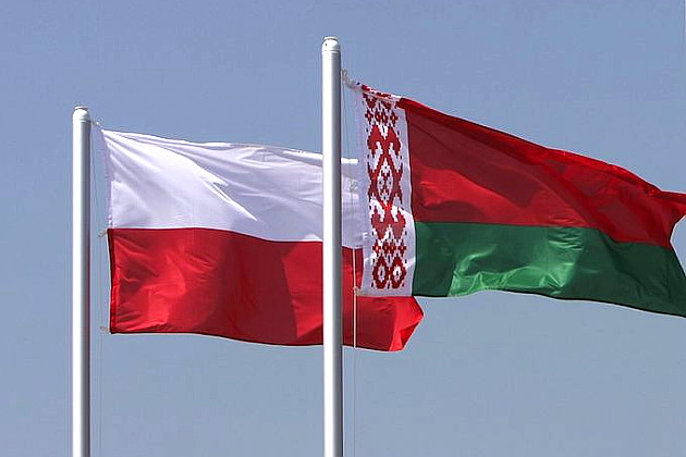 1477459695_flags_of_belarus_and_poland