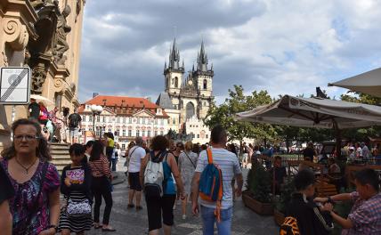 Конфискация: Чехия легко будет забирать квартиры и дома у русских