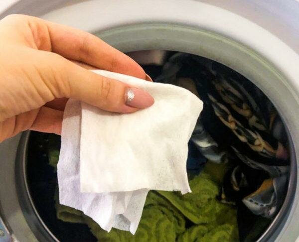 Влажная салфетка в стиральной машине: маленькая хитрость, которая избавит хозяйку от больших проблем быт,полезные советы,стирка