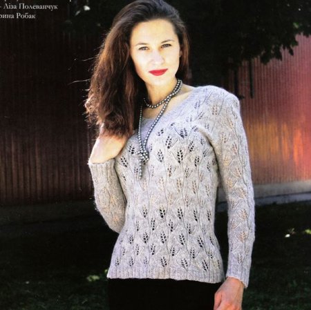 Кофточка спицами узором "листья"