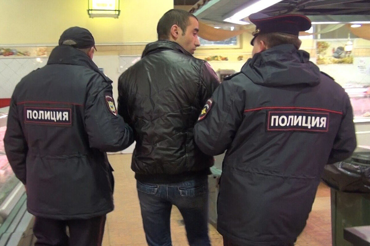  Под Челябинском полиция нашла и задержала трех из толпы мигрантов, напавших на двух демобилизованных с СВО, которые были со своими женами.-2
