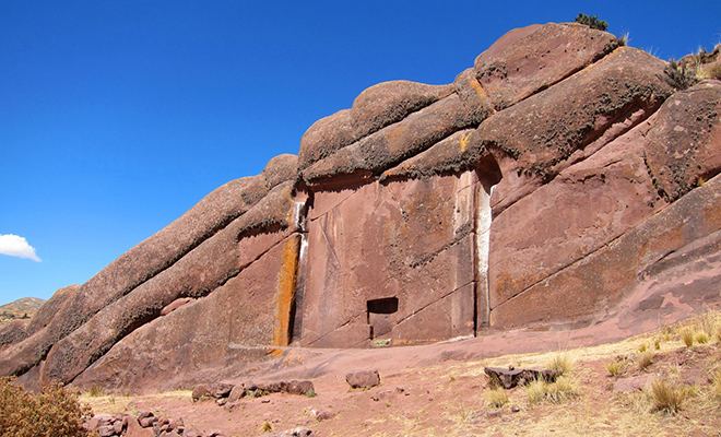 В Перу обнаружен курган, полный изображений традиций древних культур. Некоторые из них в истории никогда не встречалось
