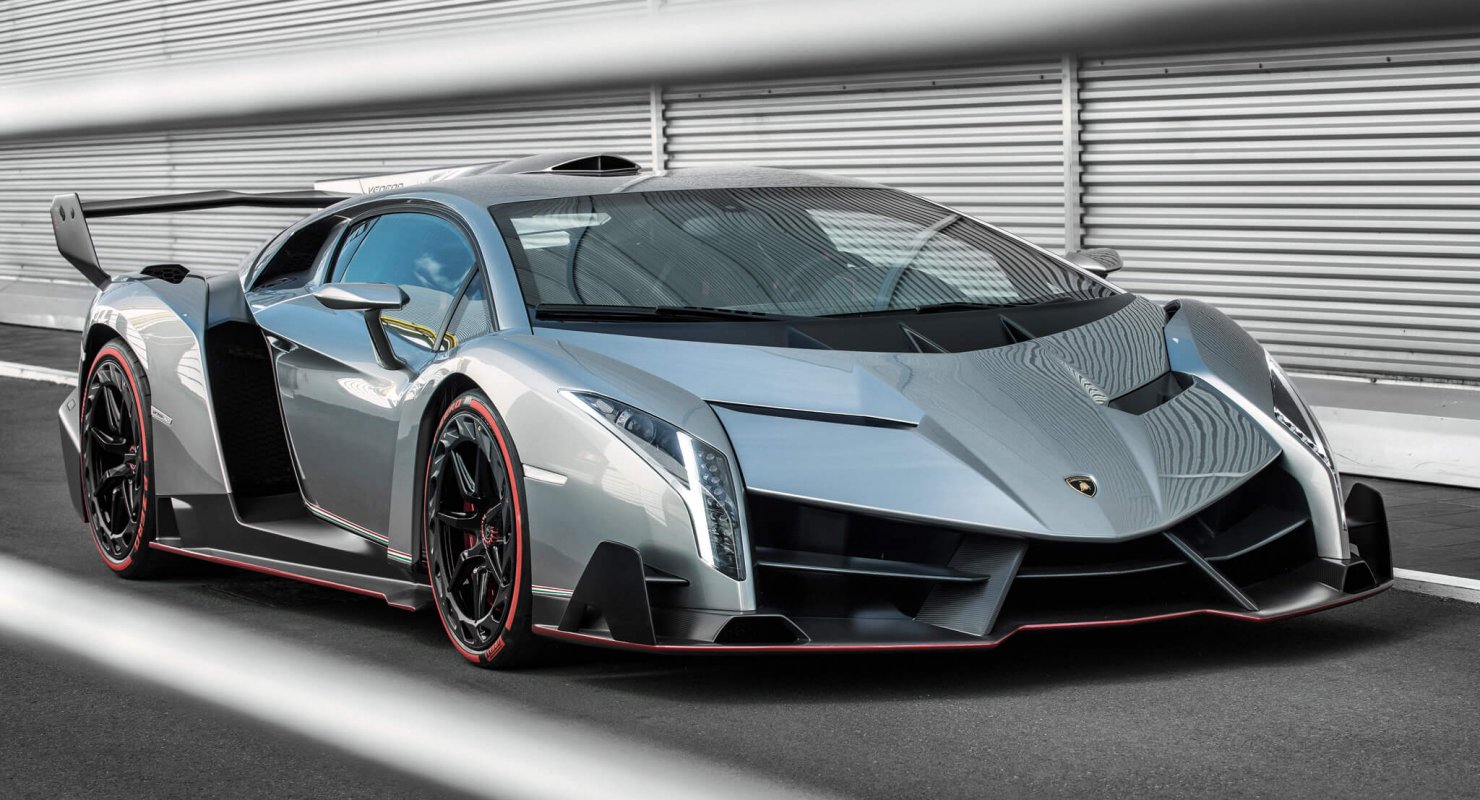 Немецкий дилер продаёт три новых Lamborghini, которые давно не выпускают