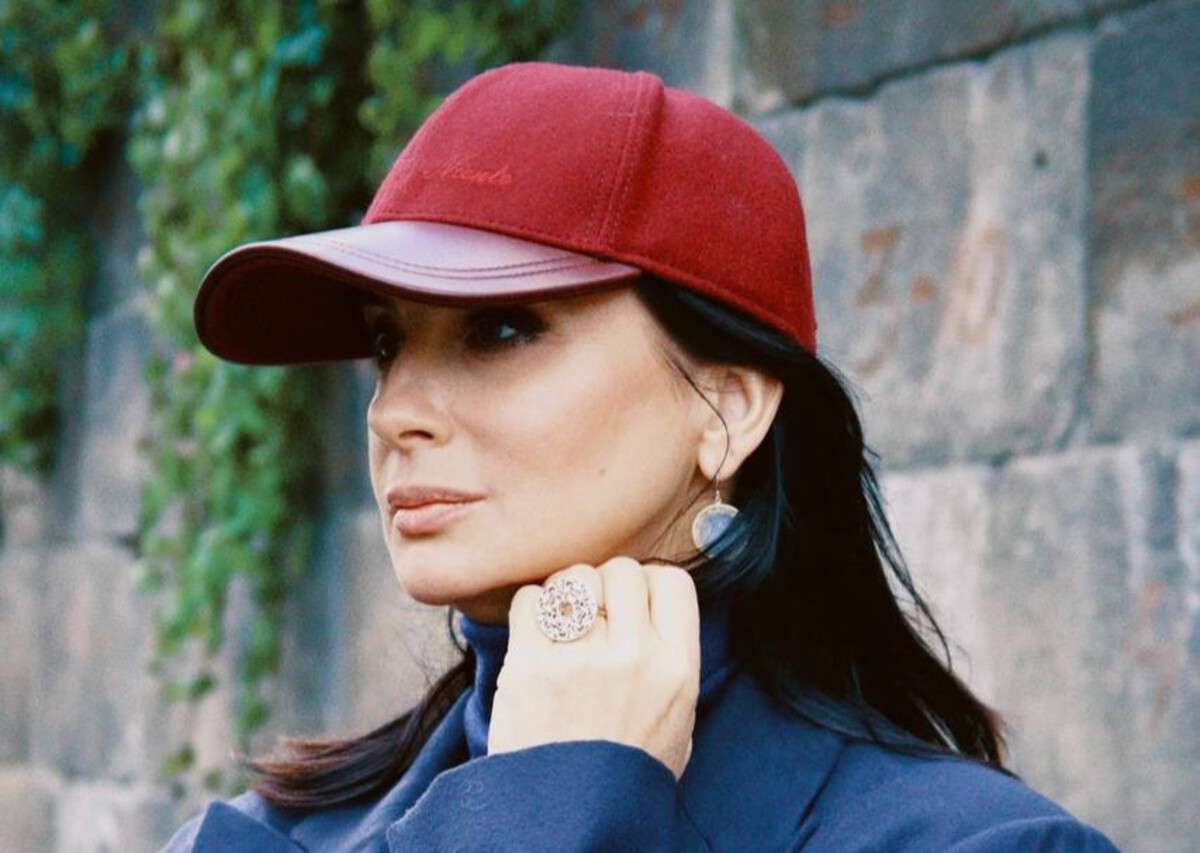 Екатерина Стриженова