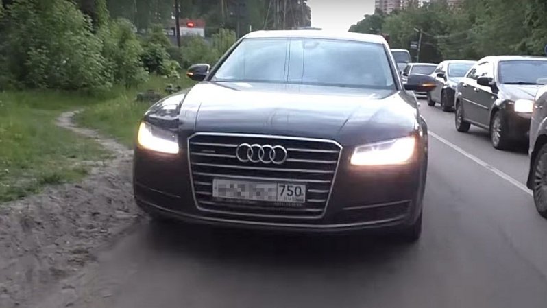 Борьба против обочечников авто, видео, женщина за рулем, нарушитель, обочечник, пдд, стопхам, яжемать