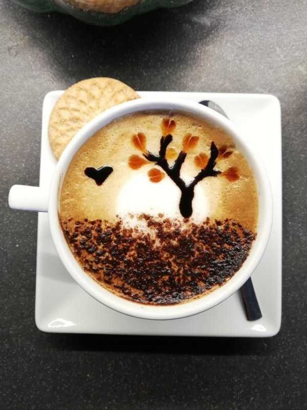 Потрясающие картины на кофе
