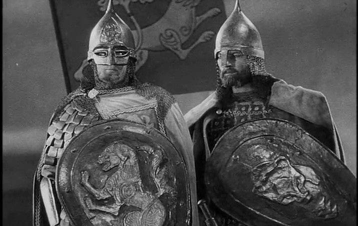 Что доказывают русские шлемы с арабскими надписями? Что доказывают русские шлемы с арабскими надписями? история,оружие