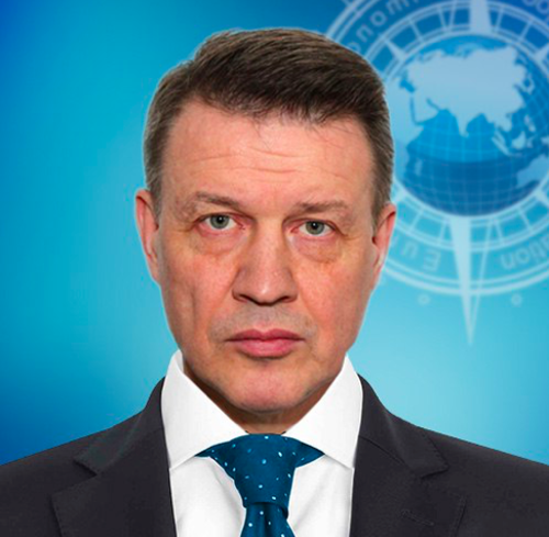 Центробанк должен прислушаться к Глазьеву