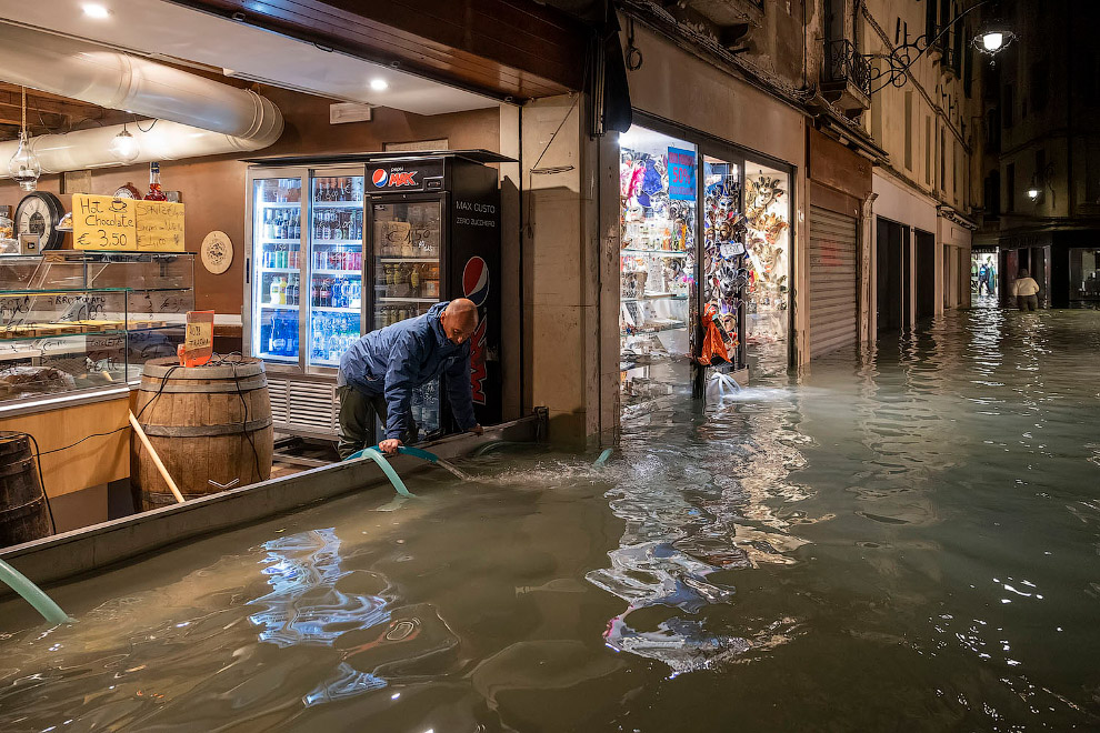 Наводнение в Венеции 2019 города,Путешествия,фото