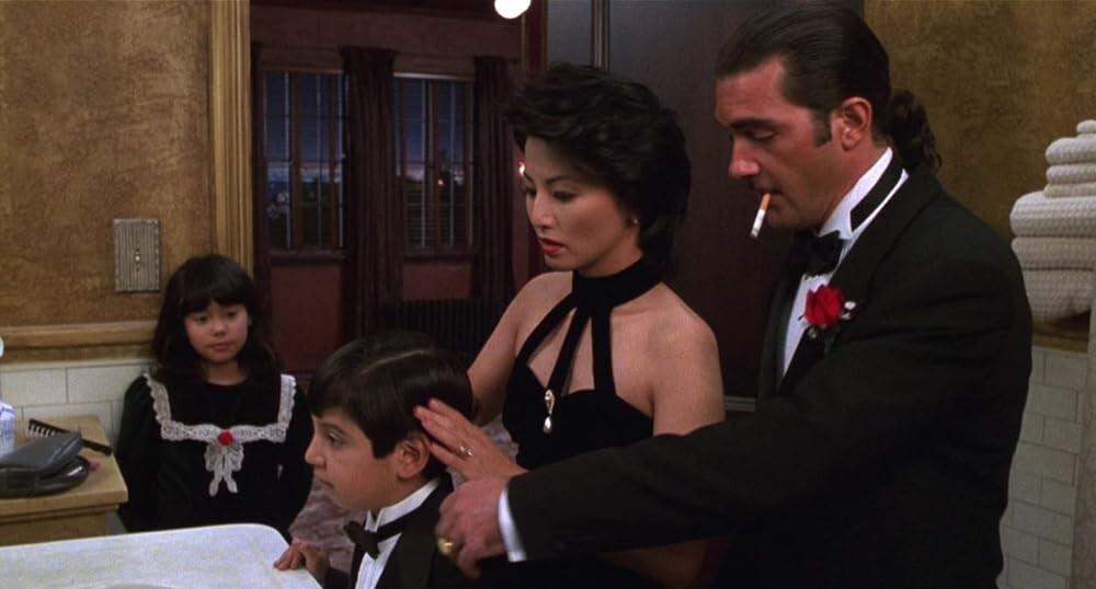 Кадр из фильма «Четыре комнаты» (1995)