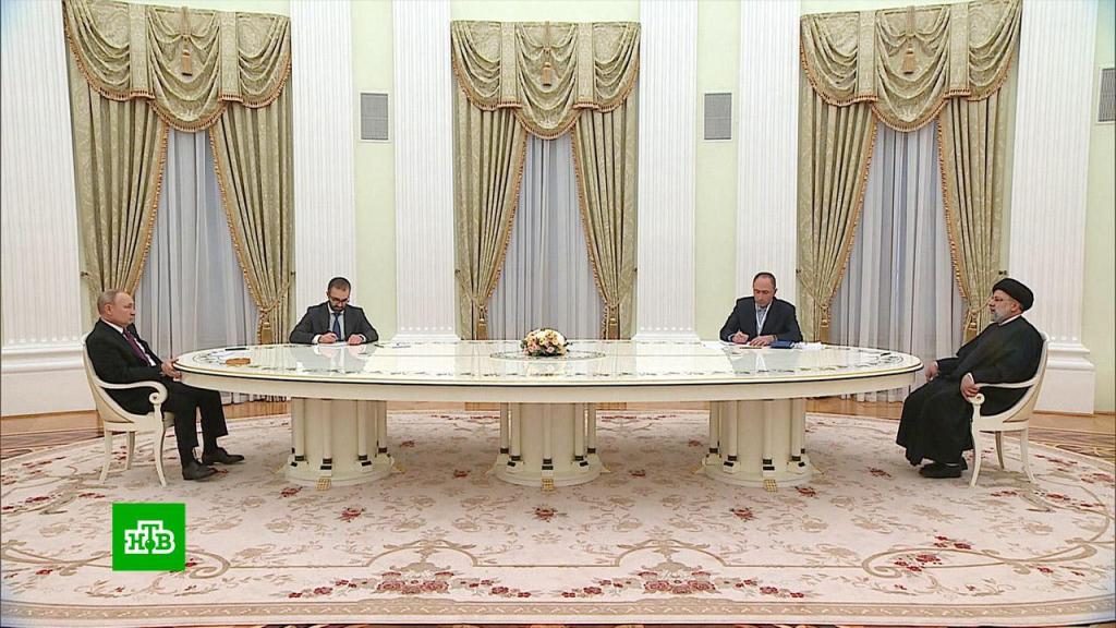 Исторический визит: Путин провел переговоры с главой одной из самых влиятельных стран Востока