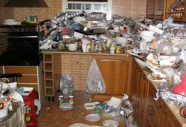 14. После каждого застолья предстоит провести ни один час у раковины когда же вы уедете, приехали погостить, родственники