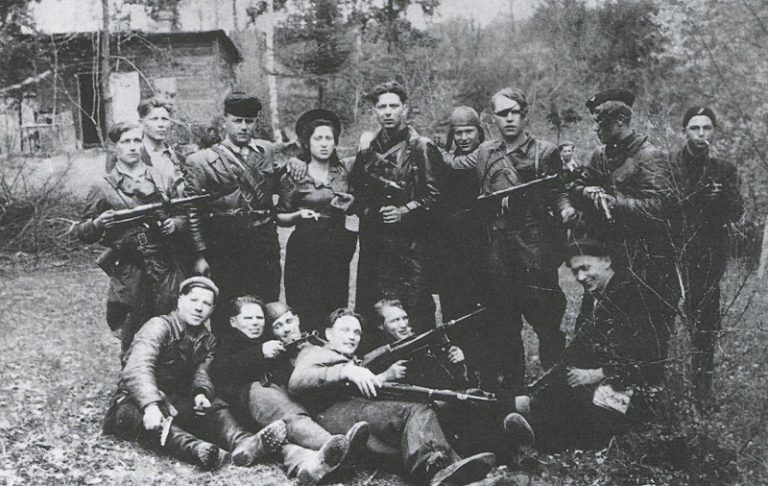 «Нимбуркская резня»: как чешские партизаны мстили эстонским эсэсовцам