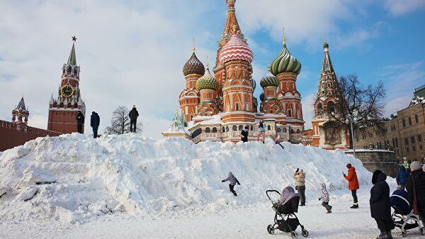 Синоптик рассказал, когда в Москве растает снег Лента новостей