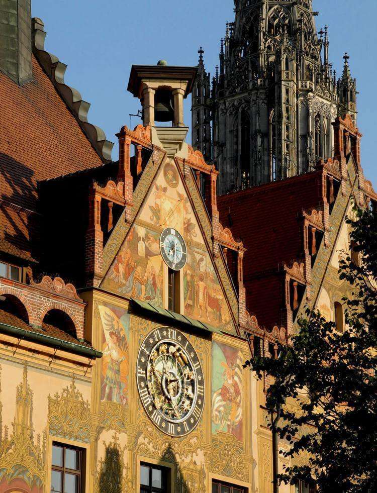 Древний Ульм: город, подаривший миру Эйнштейна Древний Ульм: город, подаривший миру Эйнштейна авиатур