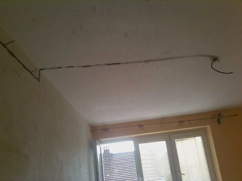 Как определить где именно в стене сгорела проводка советы