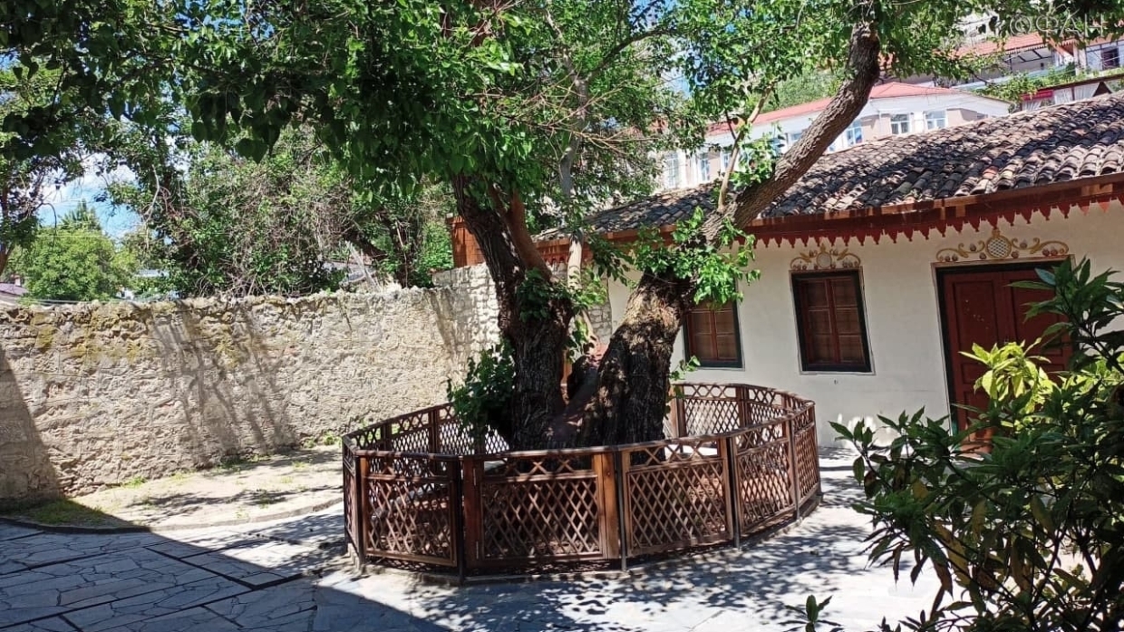 Впервые за сотни лет в Бахчисарае капитально реставрируют Ханский дворец Впервые за сотни лет в Бахчисарае капитально реставрируют Ханский дворец Общество