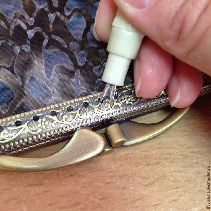 Шьем кардхолдер на фермуаре — удобный держатель для пластиковых карт Шьем кардхолдер на фермуаре — удобный держатель для пластиковых карт кардхолдер,своими руками,сделай сам